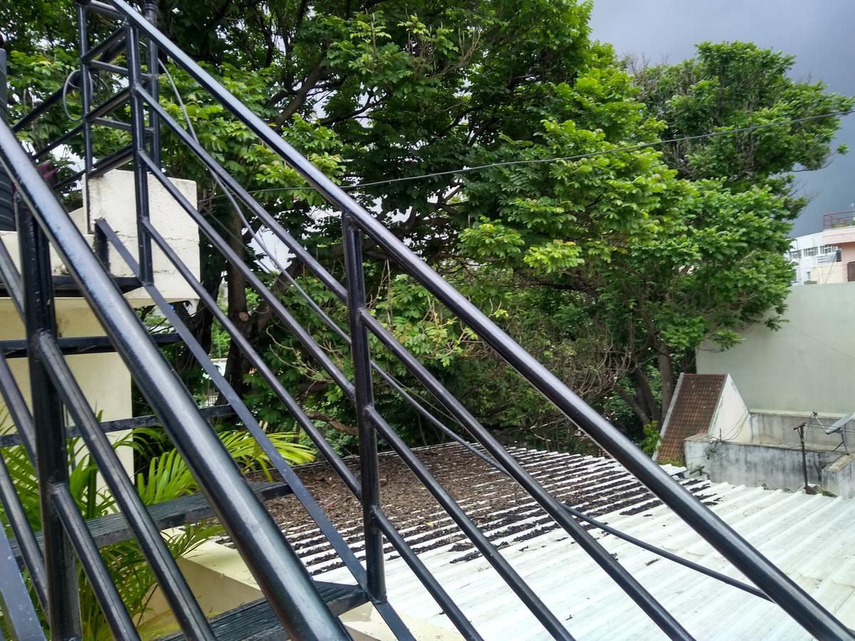 B Cube Hostel Μπανγκαλόρ Εξωτερικό φωτογραφία